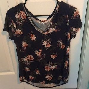 Maurices floral short sleeved shirt size small